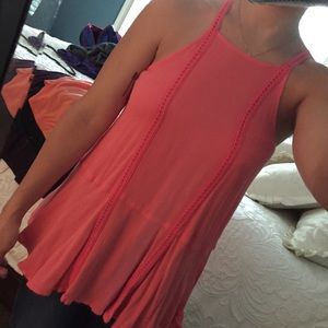 Hollister tank